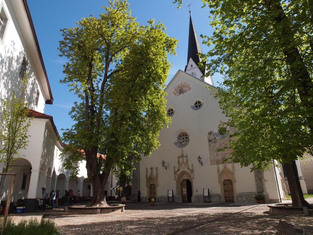 Kunstelj Pension Radovljica Ngoại thất bức ảnh